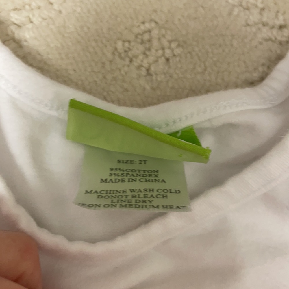 Smocked Auction crab top and shorts - Picture 4 of 4